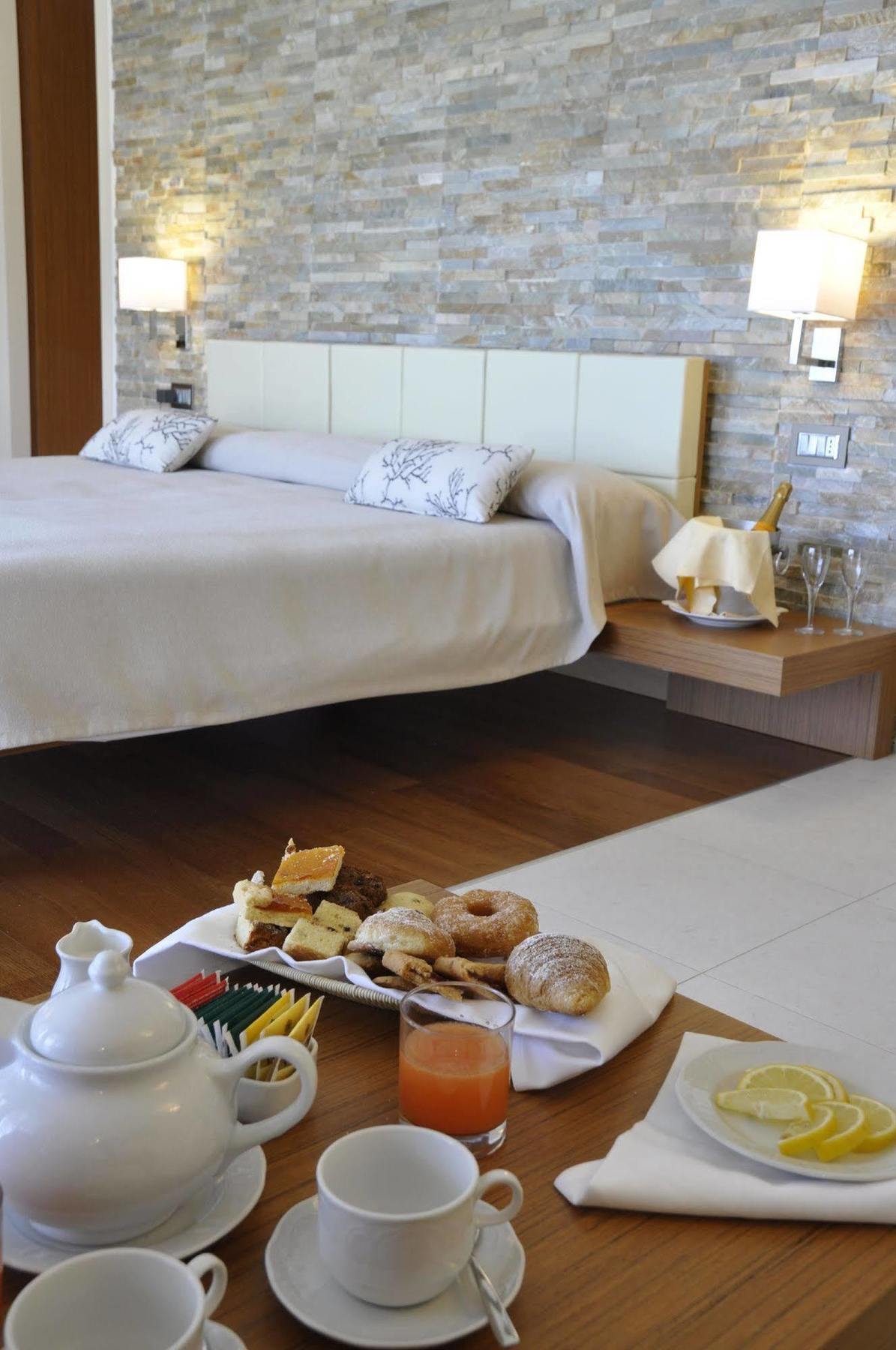 Pugnochiuso Resort - Hotel Del Faro Extérieur photo