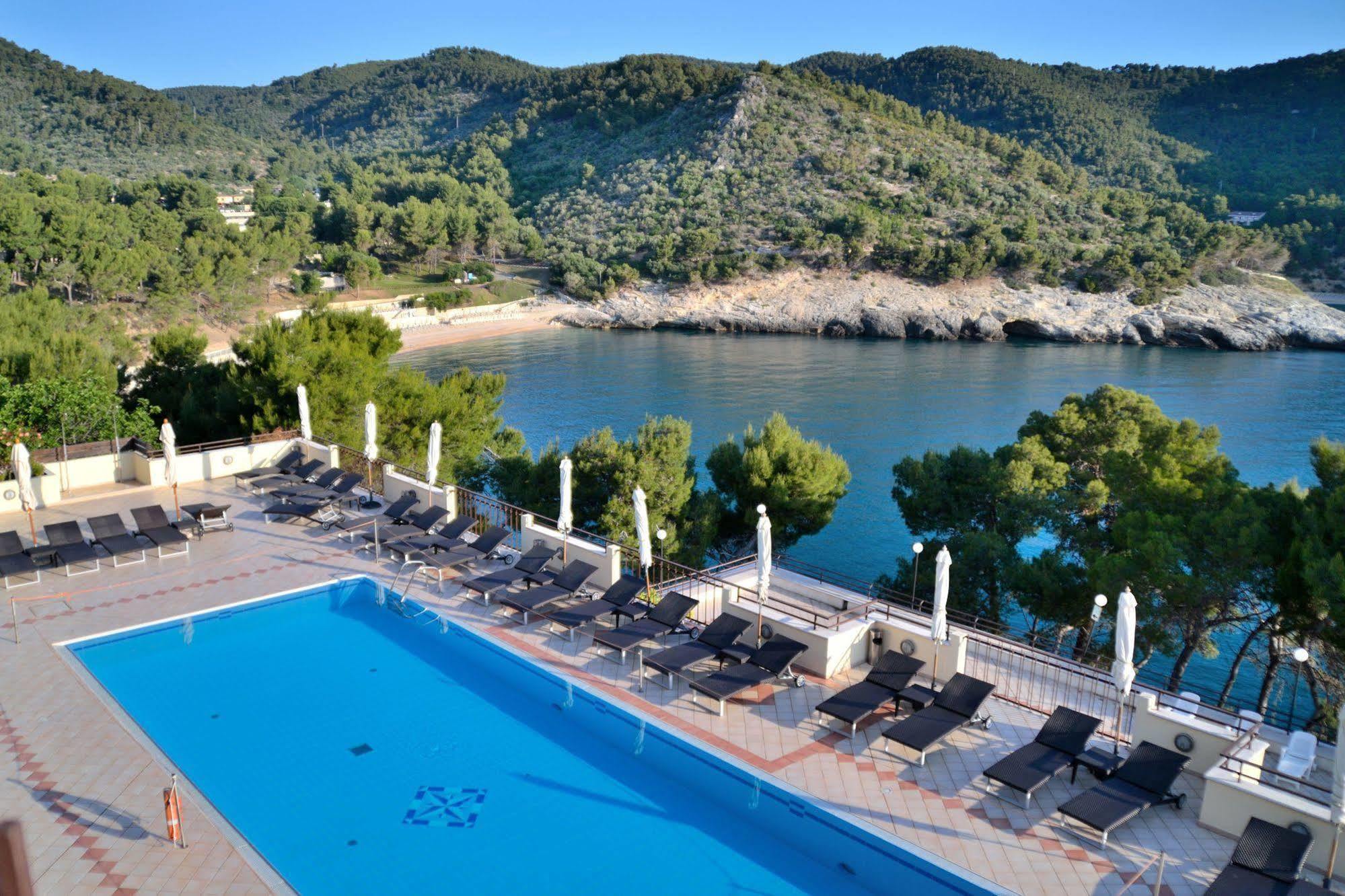 Pugnochiuso Resort - Hotel Del Faro Extérieur photo